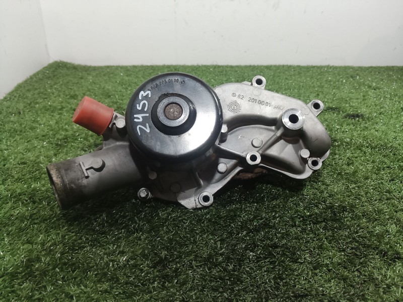 Recambio de bomba agua para mercedes-benz clase m (w163) referencia OEM IAM A6282050110 A6282050110 6282010001