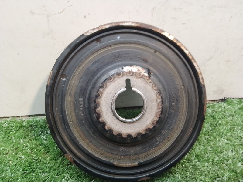 Recambio de polea cigueñal para renault megane ii coupe/cabrio authentique referencia OEM IAM 8200552236  