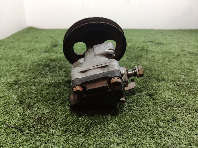 Recambio de bomba direccion para mitsubishi colt (cj0) 1300 glx referencia OEM IAM   