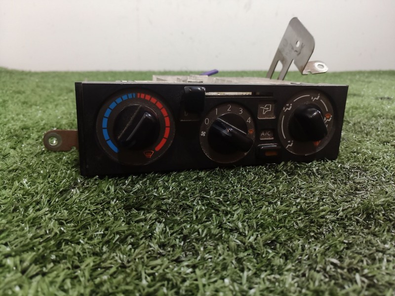 Recambio de mando climatizador para nissan cabstar referencia OEM IAM A0300 27510MB41A 27510MB41A