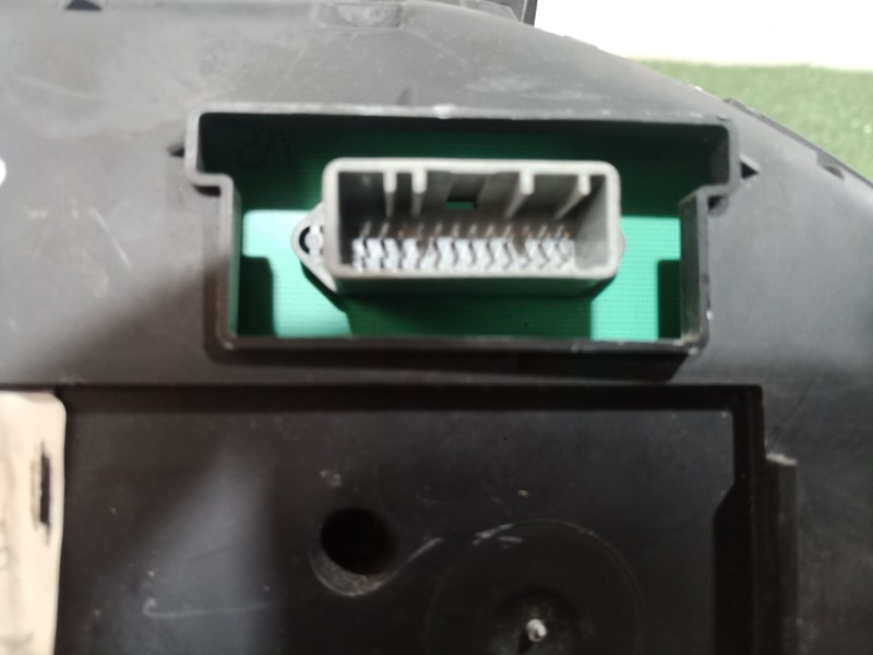 Recambio de cuadro instrumentos para renault clio iii referencia OEM IAM 8200715181N 8200715181N 2RPF10A855AE Recambio de cuadro instrumentos para renault clio iii referencia OEM IAM 8200715181N 8200715181N 2RPF10A855AE