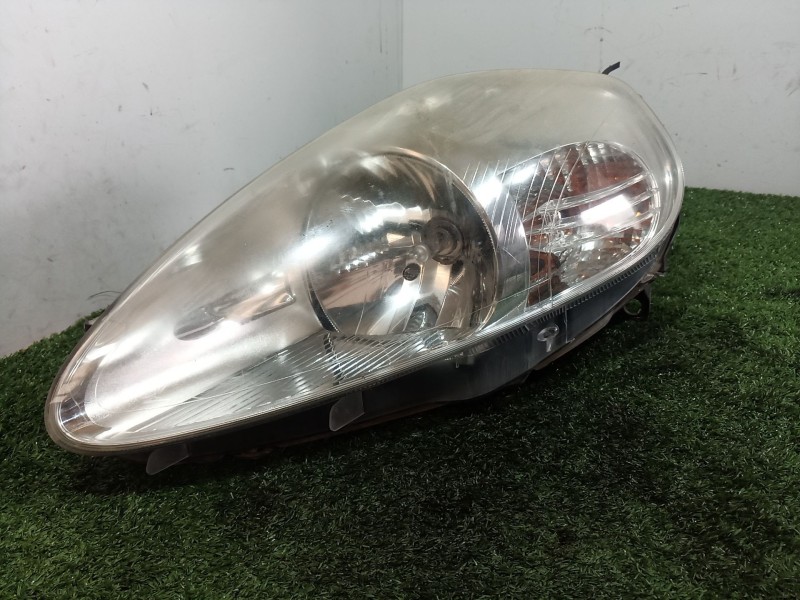 Recambio de faro izquierdo para fiat punto (199_) 1.3 d multijet referencia OEM IAM 086611147L 086611147L 086611147