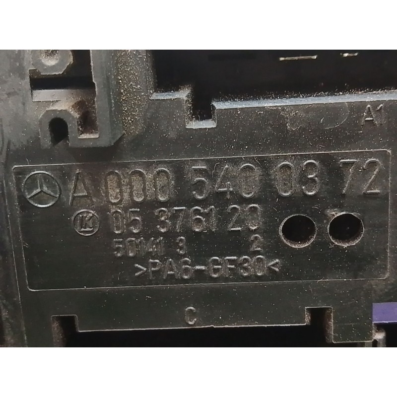 Recambio de caja reles / fusibles para mercedes-benz clase e (w210) berlina diesel 2.7 cdi 20v cat referencia OEM IAM A000540037