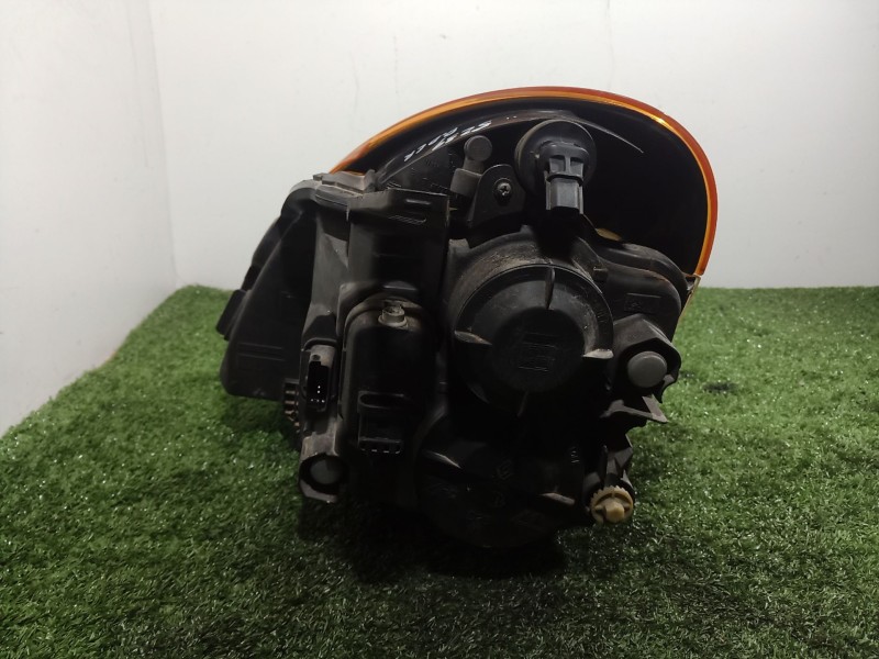 Recambio de faro derecho para renault modus 1.5 dci diesel referencia OEM IAM 8200301831 22816499A 22816499