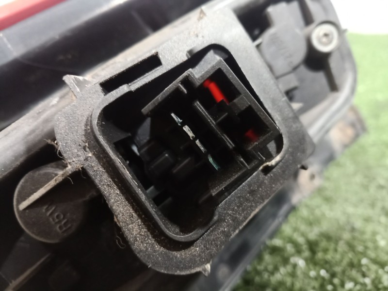 Recambio de piloto trasero izquierdo para fiat punto (199_) 1.3 d multijet referencia OEM IAM 27460102 453681 51701589