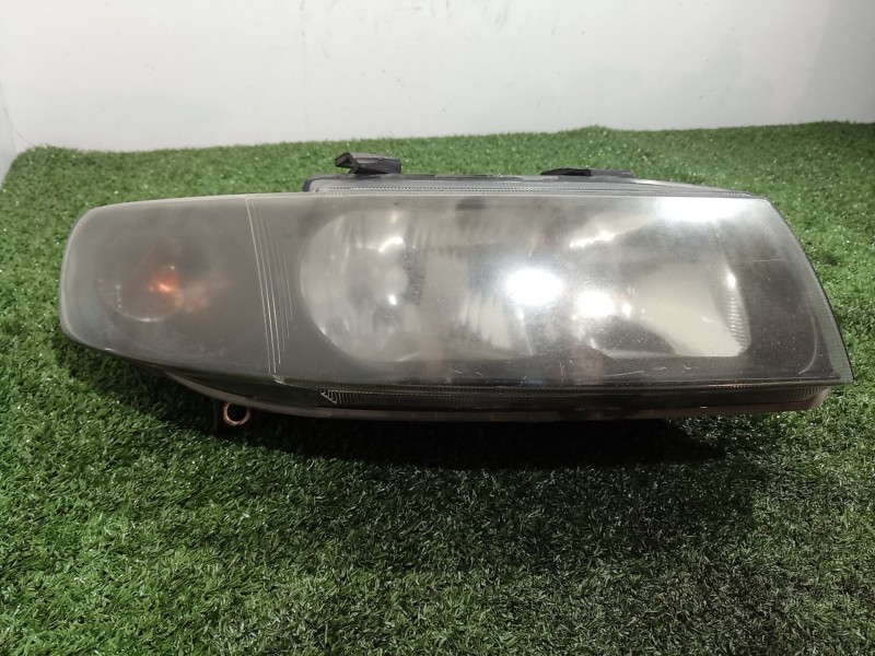 Recambio de faro derecho para seat leon (1m1) 1.9 tdi referencia OEM IAM 1M1941002D 1M1941002D 67742701