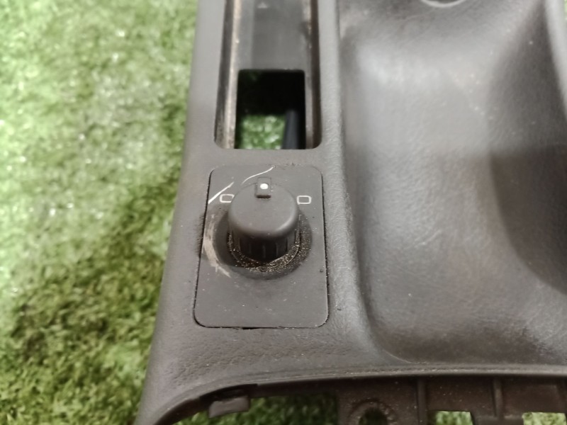 Recambio de consola central trasera para audi a6 berlina (4b2) 2.5 tdi referencia OEM IAM 4B0863244B 4B0863244B 4B0863244