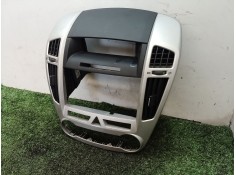 Recambio de moldura consola central delantera para kia cee´d referencia OEM IAM 847401H000 974201H000 974801H000 2