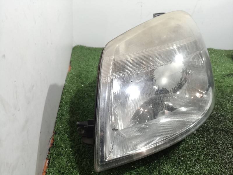 Recambio de faro izquierdo para peugeot partner caja/chasis 1.6 hdi referencia OEM IAM 9644150980 9644150980 9644150980