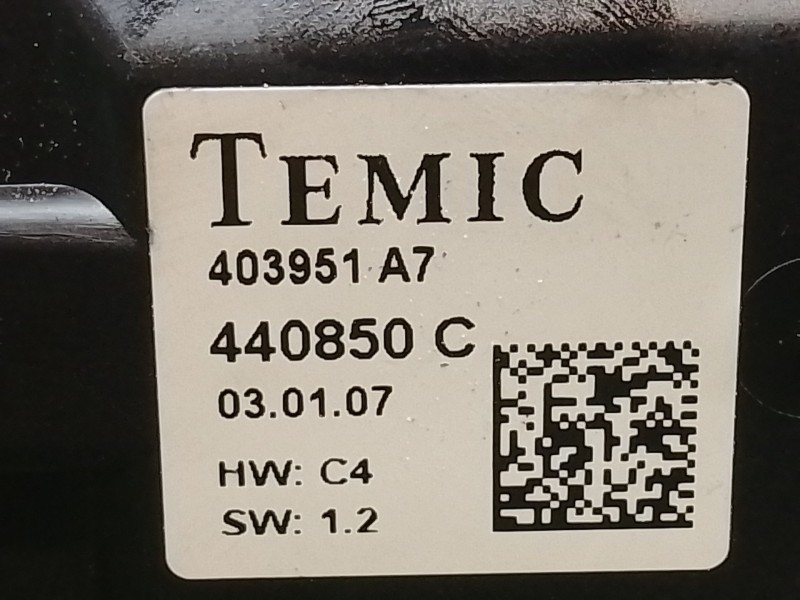 Recambio de motor elevalunas delantero derecho para kia cee´d referencia OEM IAM 440850C 402054D 403951A7