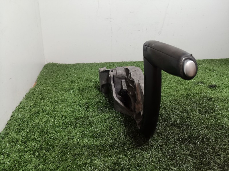 Recambio de palanca freno de mano para audi a3 (8p) 2.0 tdi referencia OEM IAM 8P0711303B 8P0711303B 8P0711303