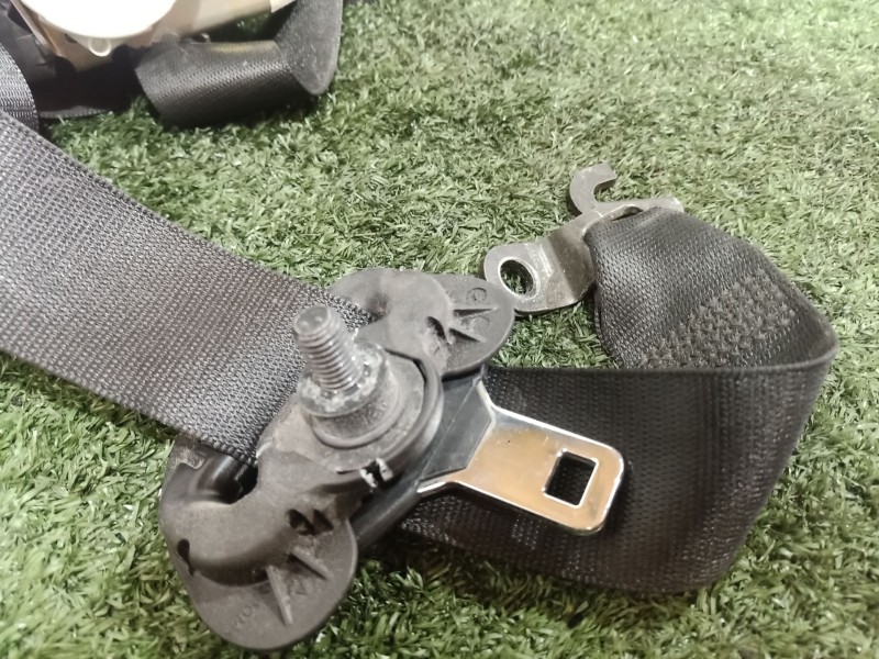 Recambio de cinturon seguridad delantero izquierdo para bmw 1 (e87) 116 i referencia OEM IAM 7069955 7069955 7069955