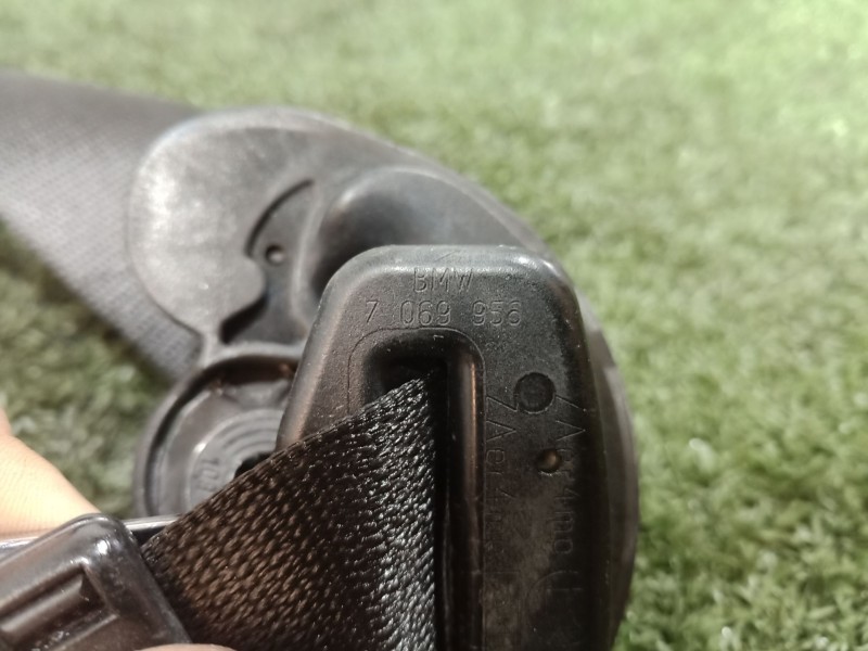 Recambio de cinturon seguridad delantero derecho para bmw 1 (e87) 116 i referencia OEM IAM 7069956 7069956 7069956