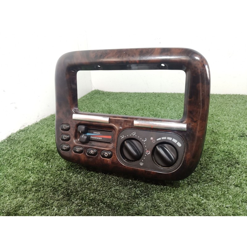 Recambio de mando climatizador para chrysler voyager (gs) 2.5 td family referencia OEM IAM P04677637AD P04677637AD HADHBB
