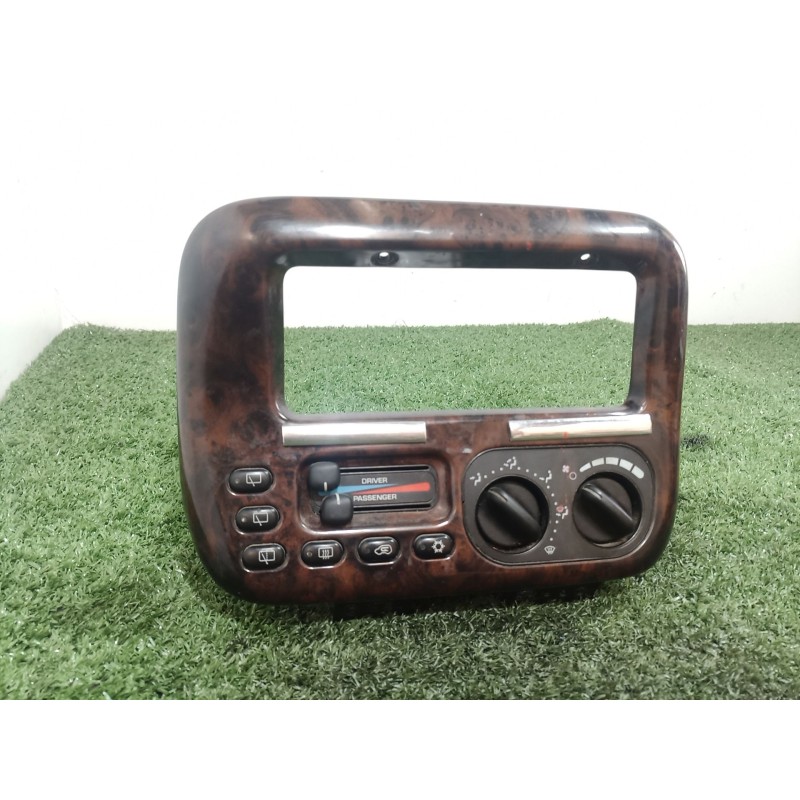 Recambio de mando climatizador para chrysler voyager (gs) 2.5 td family referencia OEM IAM P04677637AD P04677637AD HADHBB