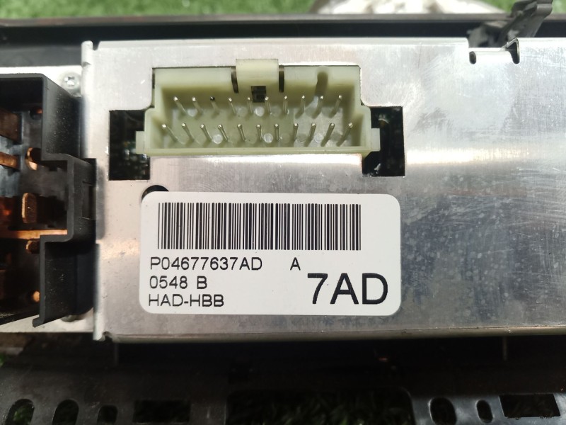 Recambio de mando climatizador para chrysler voyager (gs) 2.5 td family referencia OEM IAM P04677637AD P04677637AD HADHBB