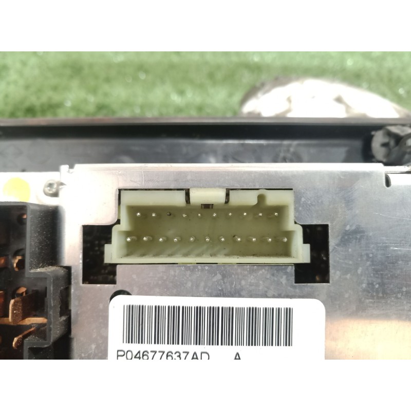 Recambio de mando climatizador para chrysler voyager (gs) 2.5 td family referencia OEM IAM P04677637AD P04677637AD HADHBB