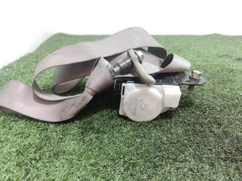 Recambio de cinturon seguridad delantero derecho para nissan cabstar referencia OEM IAM 7048107 7048107 0436035 Recambio de cinturon seguridad delantero derecho para nissan cabstar referencia OEM IAM 7048107 7048107 0436035