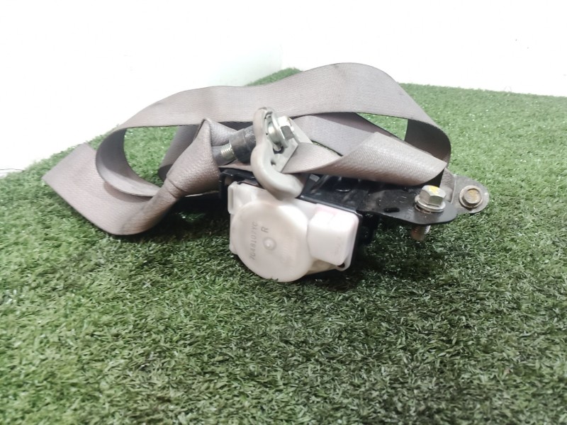 Recambio de cinturon seguridad delantero derecho para nissan cabstar referencia OEM IAM 7048107 7048107 0436035 Recambio de cinturon seguridad delantero derecho para nissan cabstar referencia OEM IAM 7048107 7048107 0436035