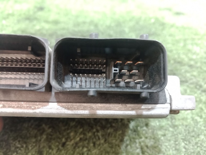 Recambio de centralita motor uce para seat ibiza (6l1) referencia OEM IAM 036906034AH 6160067908 4MV0054834