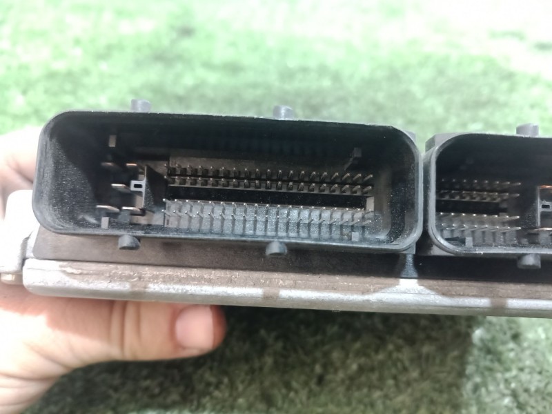 Recambio de centralita motor uce para seat ibiza (6l1) referencia OEM IAM 036906034AH 6160067908 4MV0054834