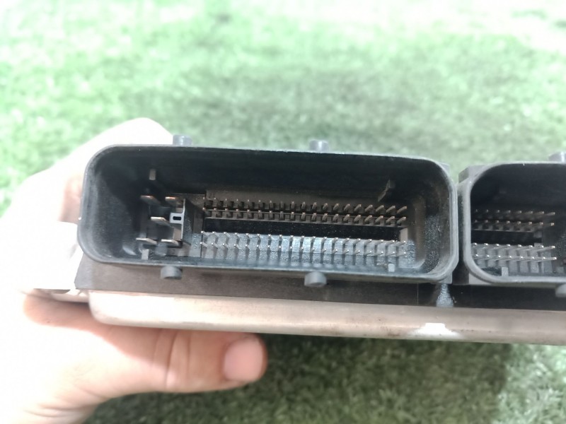 Recambio de centralita motor uce para seat ibiza (6l1) referencia OEM IAM 038906012HP 1039S01942 0281011320 Recambio de centralita motor uce para seat ibiza (6l1) referencia OEM IAM 038906012HP 1039S01942 0281011320