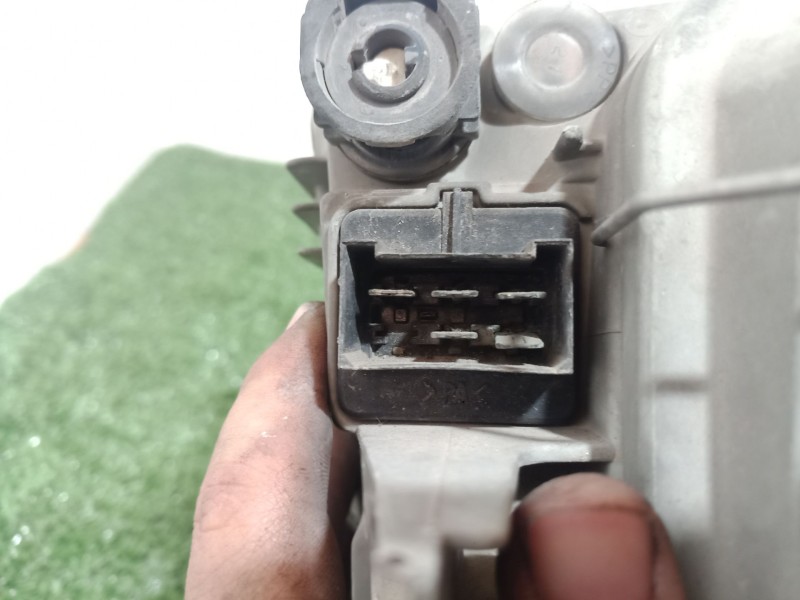 Recambio de faro izquierdo para mercedes-benz vito (w638) caja cerrada 2.3 turbodiesel referencia OEM IAM   