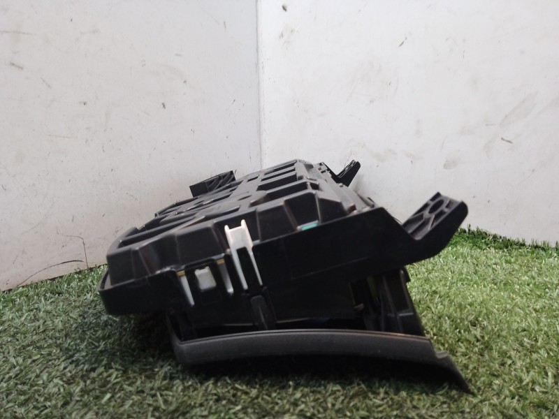 Recambio de cuadro instrumentos para opel zafira b 1.6 16v referencia OEM IAM   