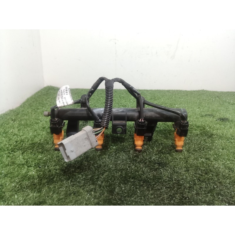 Recambio de rampa inyectora para peugeot 206 berlina 1.1 referencia OEM IAM 9655833580 9655833580 9655833580