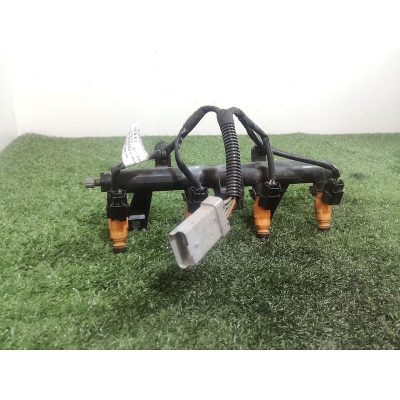 Recambio de rampa inyectora para peugeot 206 berlina 1.1 referencia OEM IAM 9655833580 9655833580 9655833580