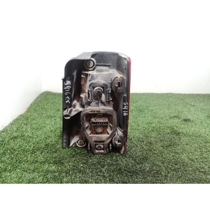 Recambio de piloto trasero izquierdo para peugeot partner caja/chasis 1.6 hdi referencia OEM IAM 9657977080 9657977080 965797688