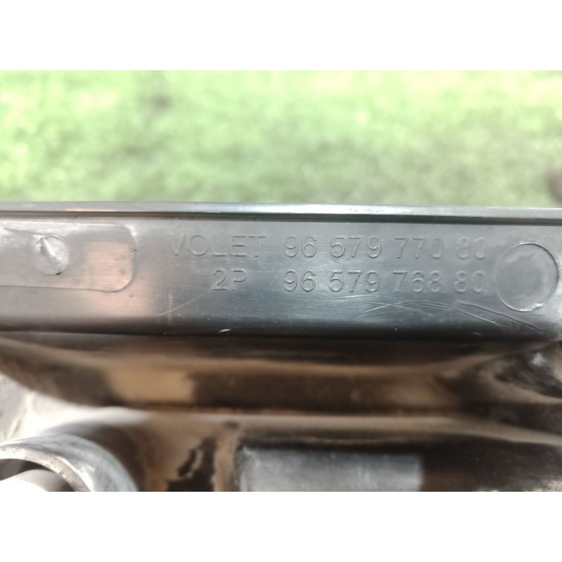 Recambio de piloto trasero izquierdo para peugeot partner caja/chasis 1.6 hdi referencia OEM IAM 9657977080 9657977080 965797688