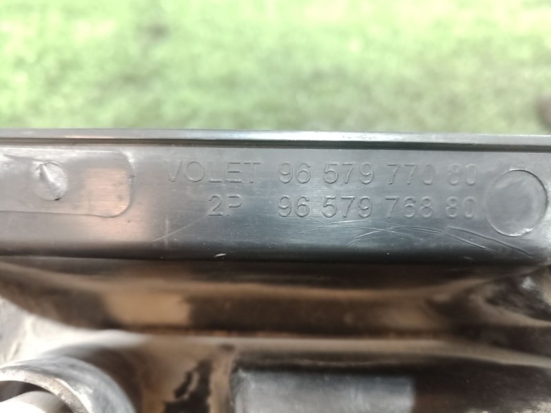 Recambio de piloto trasero izquierdo para peugeot partner caja/chasis 1.6 hdi referencia OEM IAM 9657977080 9657977080 965797688