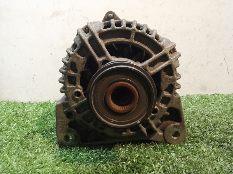 Recambio de alternador para renault modus 1.5 dci diesel referencia OEM IAM 0124425029 0124425029 8200360480