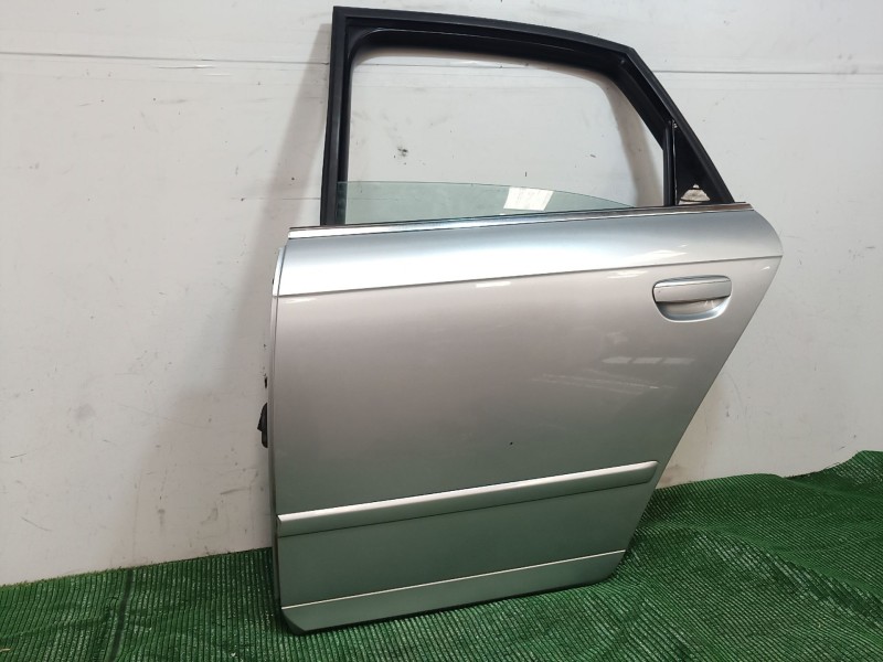Recambio de puerta trasera izquierda para seat exeo st (3r5) 2.0 tdi referencia OEM IAM   