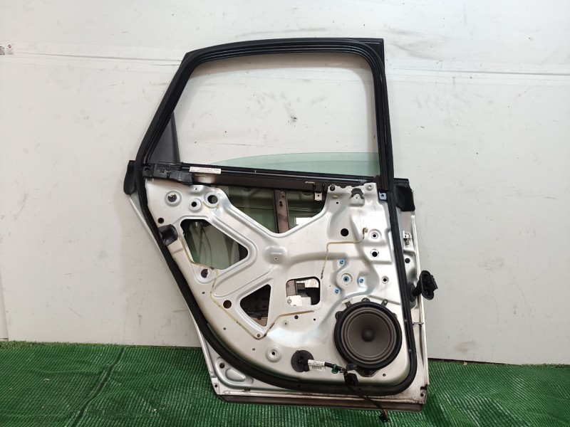 Recambio de puerta trasera izquierda para seat exeo st (3r5) 2.0 tdi referencia OEM IAM   
