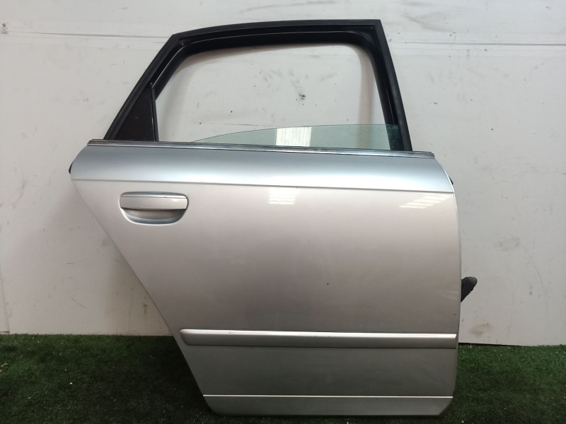 Recambio de puerta trasera derecha para seat exeo st (3r5) 2.0 tdi referencia OEM IAM   