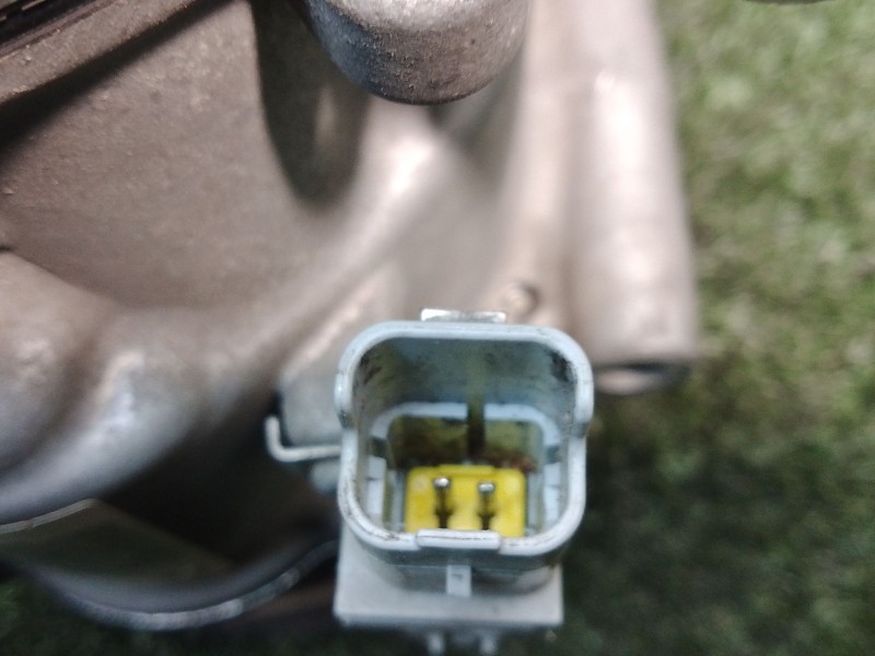 Recambio de compresor aire acondicionado para renault clio iii 1.2 16v referencia OEM IAM 8200819568A SD6V12 03111512862