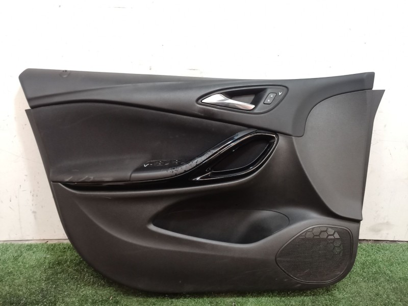 Recambio de guarnecido puerta delantera izquierda para opel astra k (b16) 1.6 cdti (68) referencia OEM IAM 2513834LH 2513829 888
