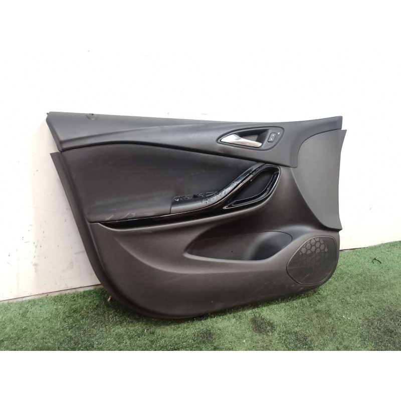 Recambio de guarnecido puerta delantera izquierda para opel astra k (b16) 1.6 cdti (68) referencia OEM IAM 2513834LH 2513829 888
