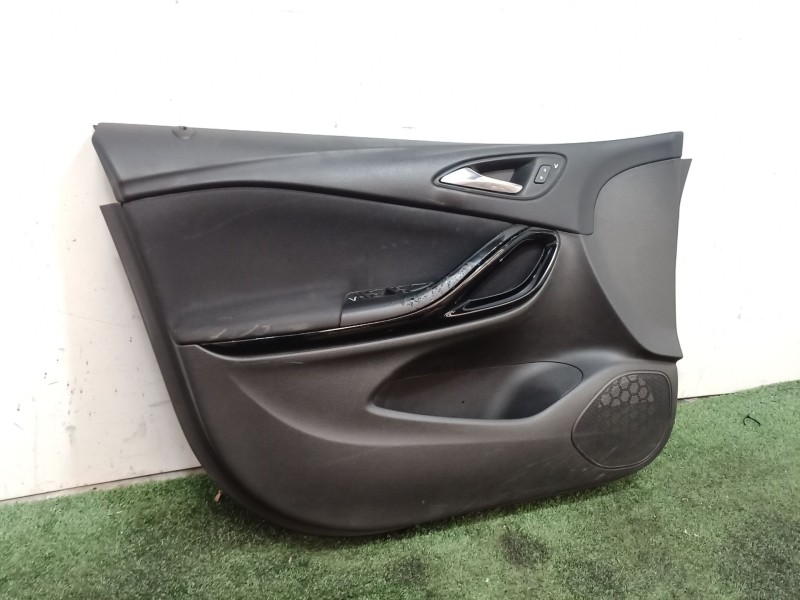 Recambio de guarnecido puerta delantera izquierda para opel astra k (b16) 1.6 cdti (68) referencia OEM IAM 2513834LH 2513829 888