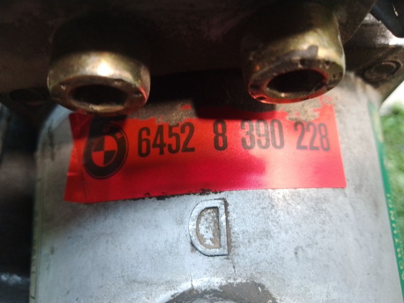 Recambio de compresor aire acondicionado para bmw serie 3 compacto (e36) 318tds referencia OEM IAM 64528390228 SS96D1 0006053713