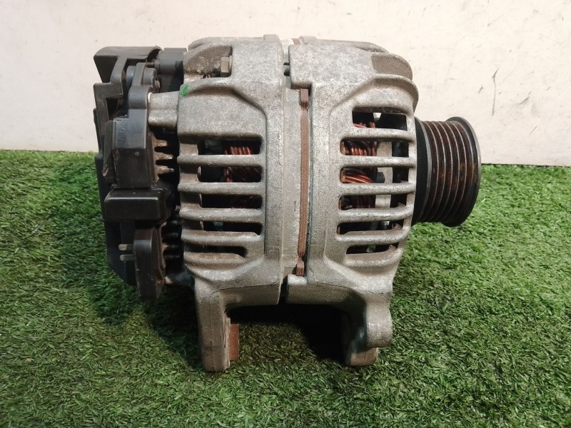 Recambio de alternador para volkswagen new beetle (9c1/1c1) 2.0 referencia OEM IAM 028903028D 028903028D 0124325003