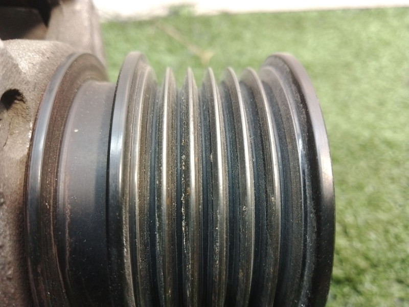 Recambio de alternador para volkswagen polo (9n1) highline referencia OEM IAM 037903025M 037903025M 0124325013