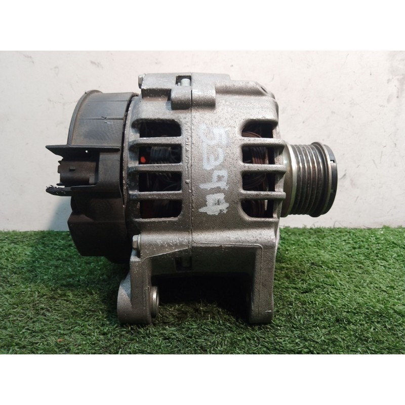 Recambio de alternador para renault megane ii berlina 5p 1.5 dci diesel referencia OEM IAM 7711368619 269673 SG12B105
