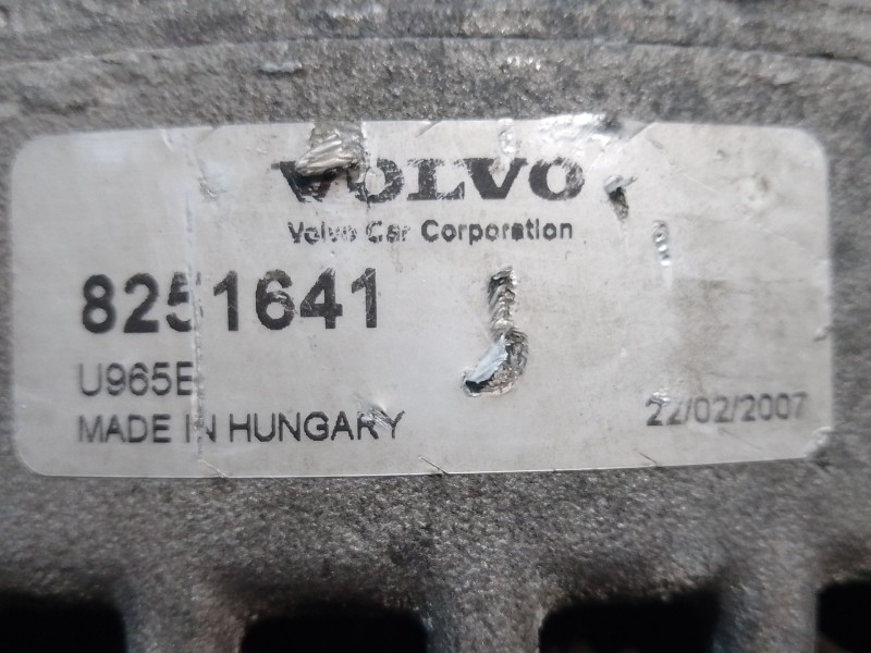 Recambio de alternador para volvo v40 familiar 1.9 d+ (85kw) referencia OEM IAM 8251641 8251641 U965B