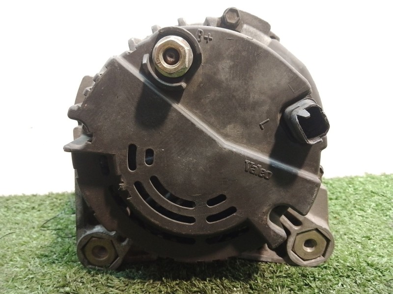 Recambio de alternador para volvo v40 familiar 1.9 d+ (85kw) referencia OEM IAM 8251641 8251641 U965B