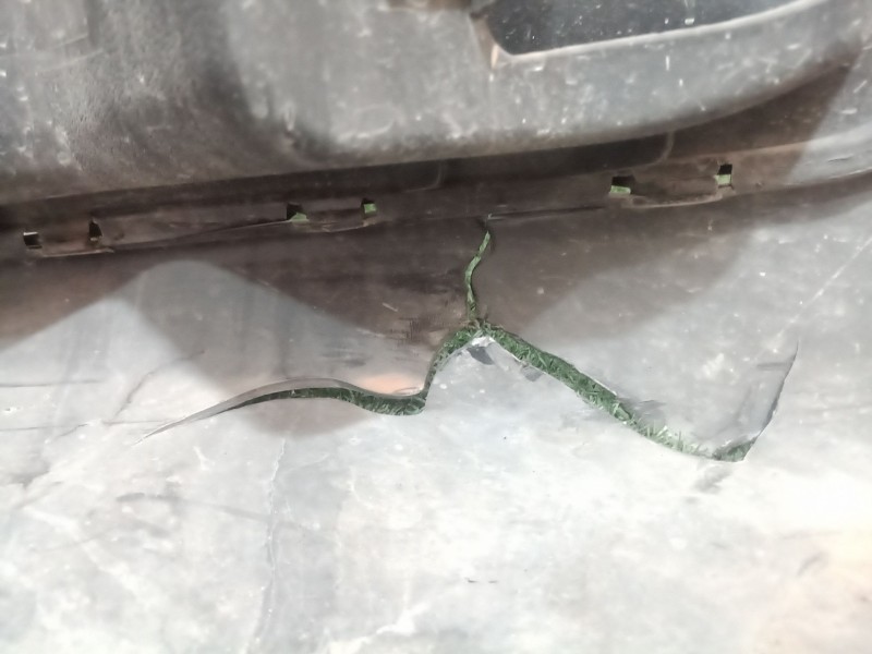 Recambio de paragolpes delantero para volkswagen caddy v skn / bbdtrex0 2.0 tdi 102cv / 75kw referencia OEM IAM 2K7807221  