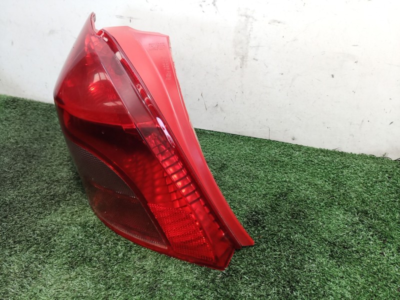 Recambio de piloto trasero izquierdo para toyota yaris (_p1_) 1.5 (ncp13_) referencia OEM IAM   