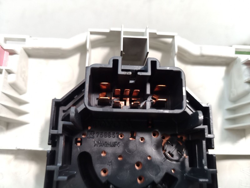 Recambio de mando climatizador para toyota yaris (_p1_) 1.5 (ncp13_) referencia OEM IAM 554060D190 758818 758857